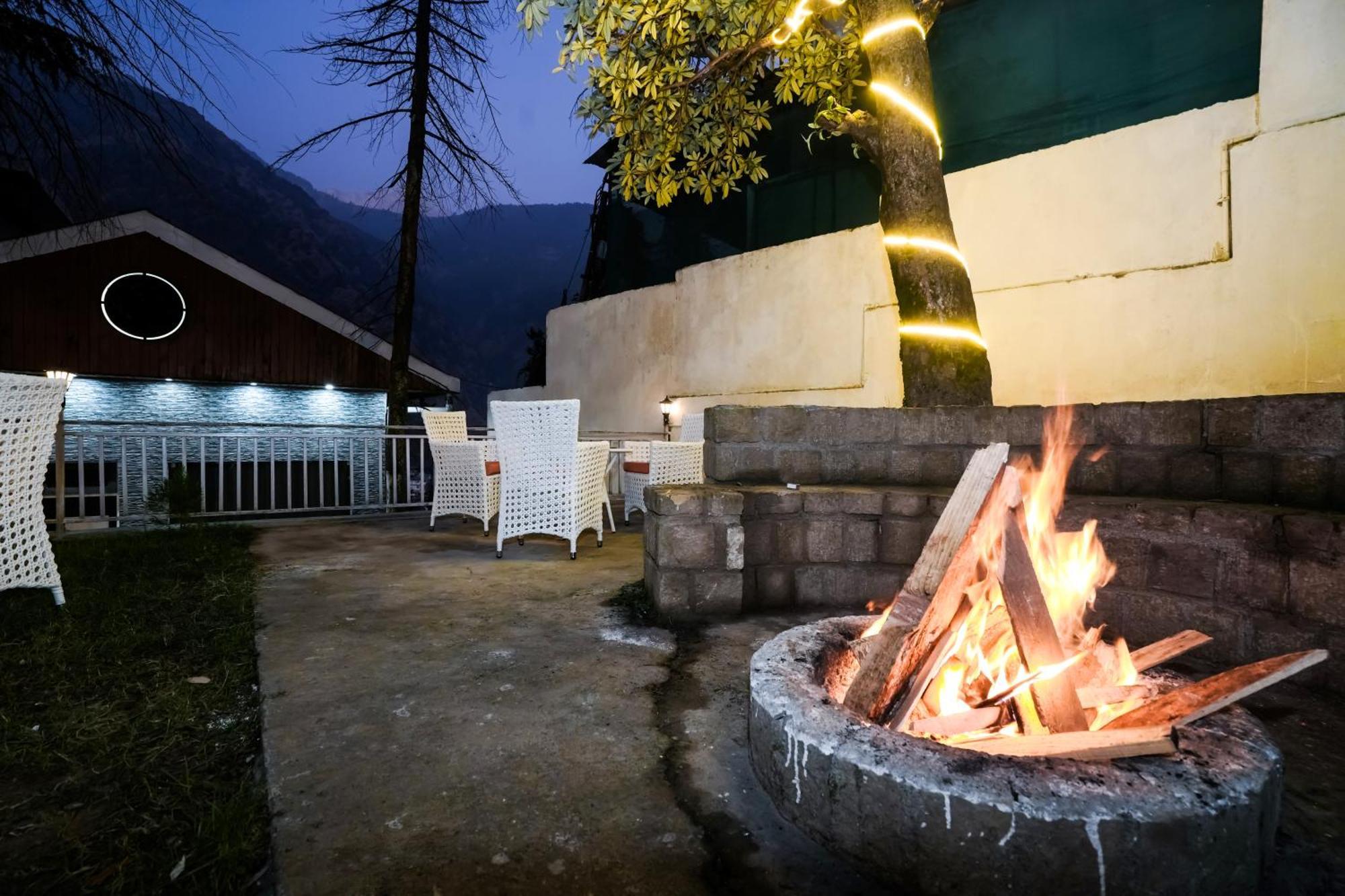 Ostello The Bunksters Mcleodganj, Dharmkot McLeod Ganj Esterno foto