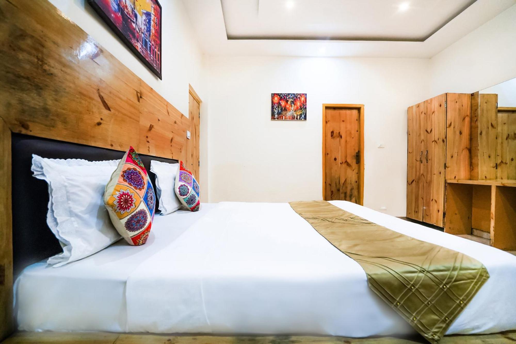 Ostello The Bunksters Mcleodganj, Dharmkot McLeod Ganj Esterno foto